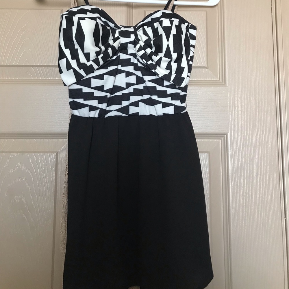 Black white Aztec tube top